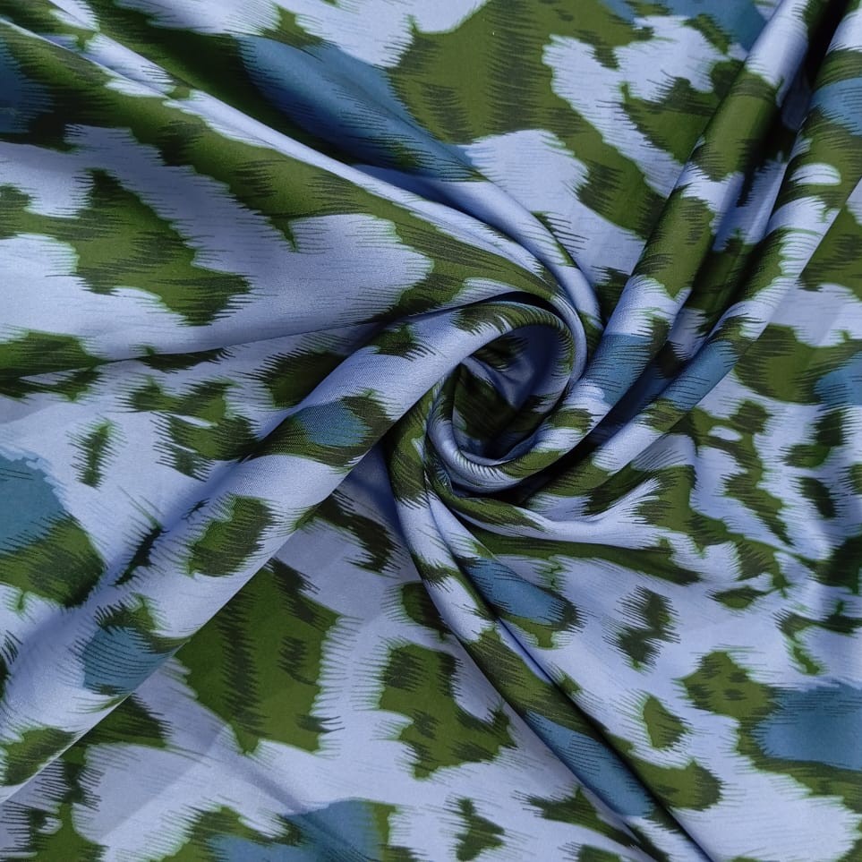 Green & White Leopard Print On Korean Satin SS2N-KSPB38