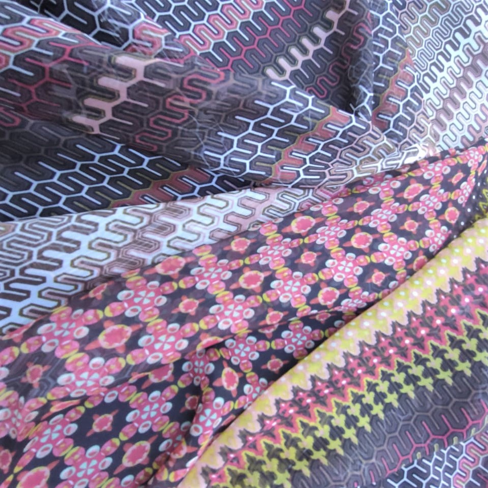 Print On Poly Flat Chiffon Woven Fabric#110