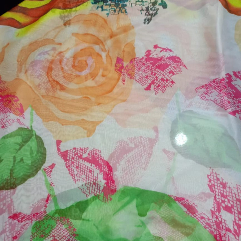 Rose Print On Flat Chiffon FCPS101